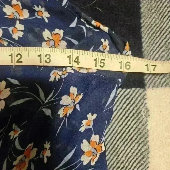 Old Navy Maternity Womens Sheer Blue And Red Floral Design Sleeveless Top Size M - Picture 4 of 7